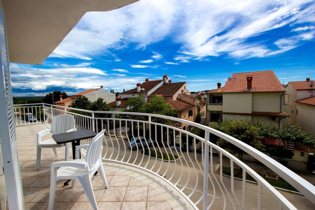 Apartments Tin روفينج الغرفة الصورة